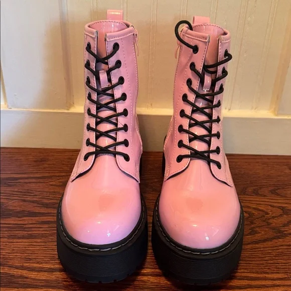 Steve Madden Boots NWOT - Picture 2 of 7